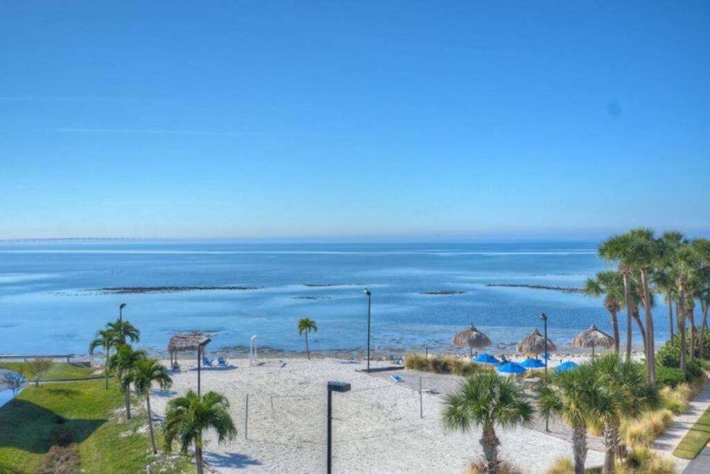 Appartamento 409-waterfront View, Wifi, Pool, Close To Bucs Stadium *