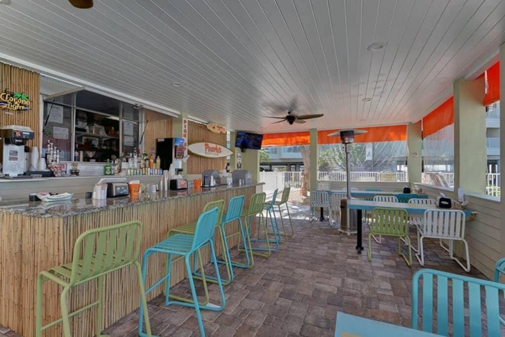 Appartamento 409-waterfront View, Wifi, Pool, Close To Bucs Stadium *